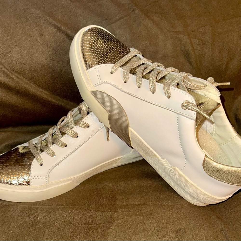 Dolce Vita Zina Sneakers